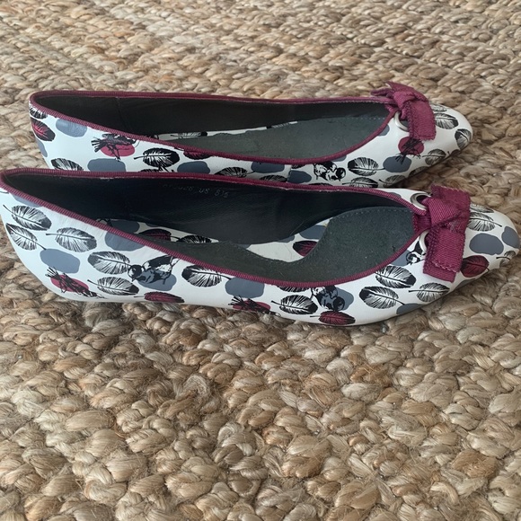 Flirty Kitten Heels - Picture 8 of 8